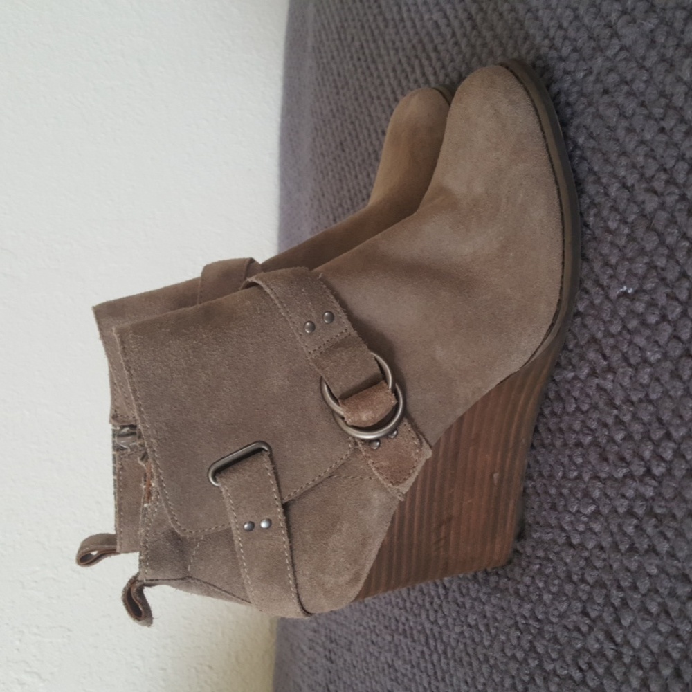 Lucky Brand Tan Ankle Boots - Picture 3 of 7